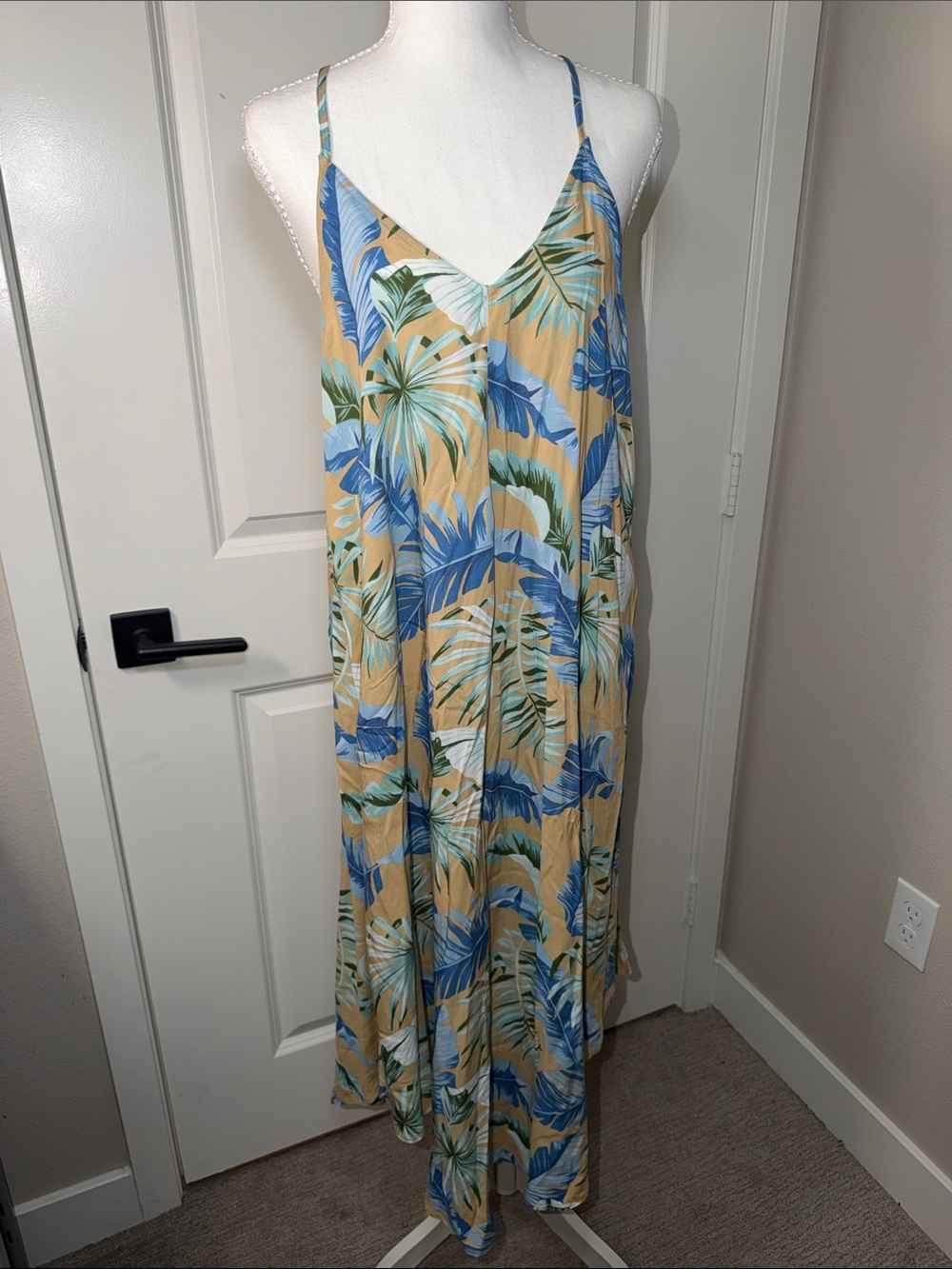 Tropical Print Beige Spaghetti-Strap dress